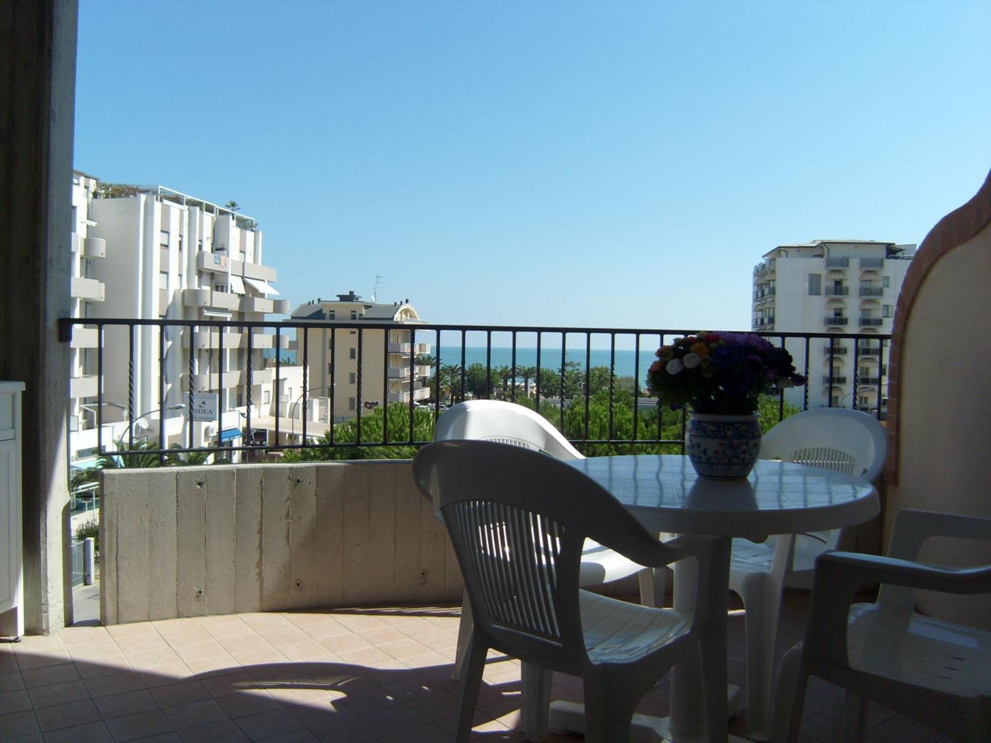 אלבה אדריאטיקה Residence Torre Del Mar חדר תמונה